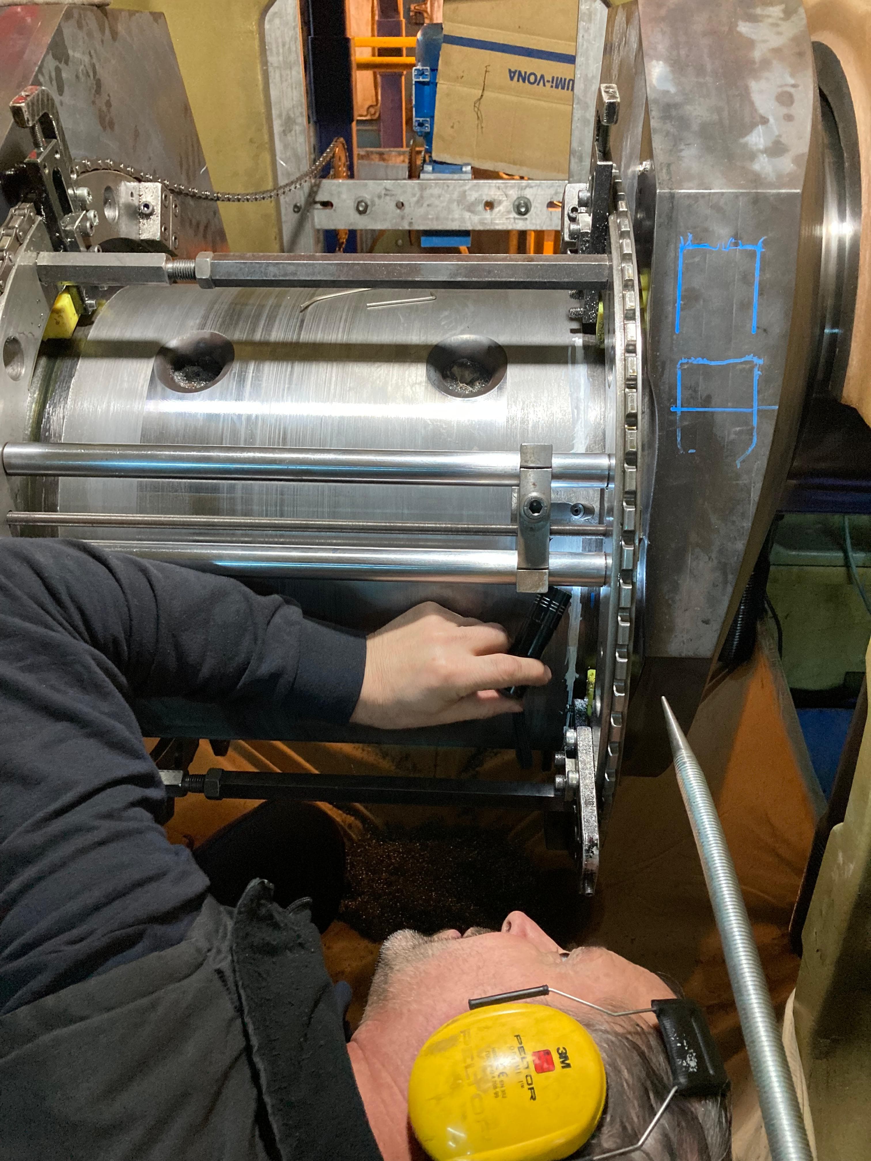 Gemide Crankpin Taşlama - Macit Motor